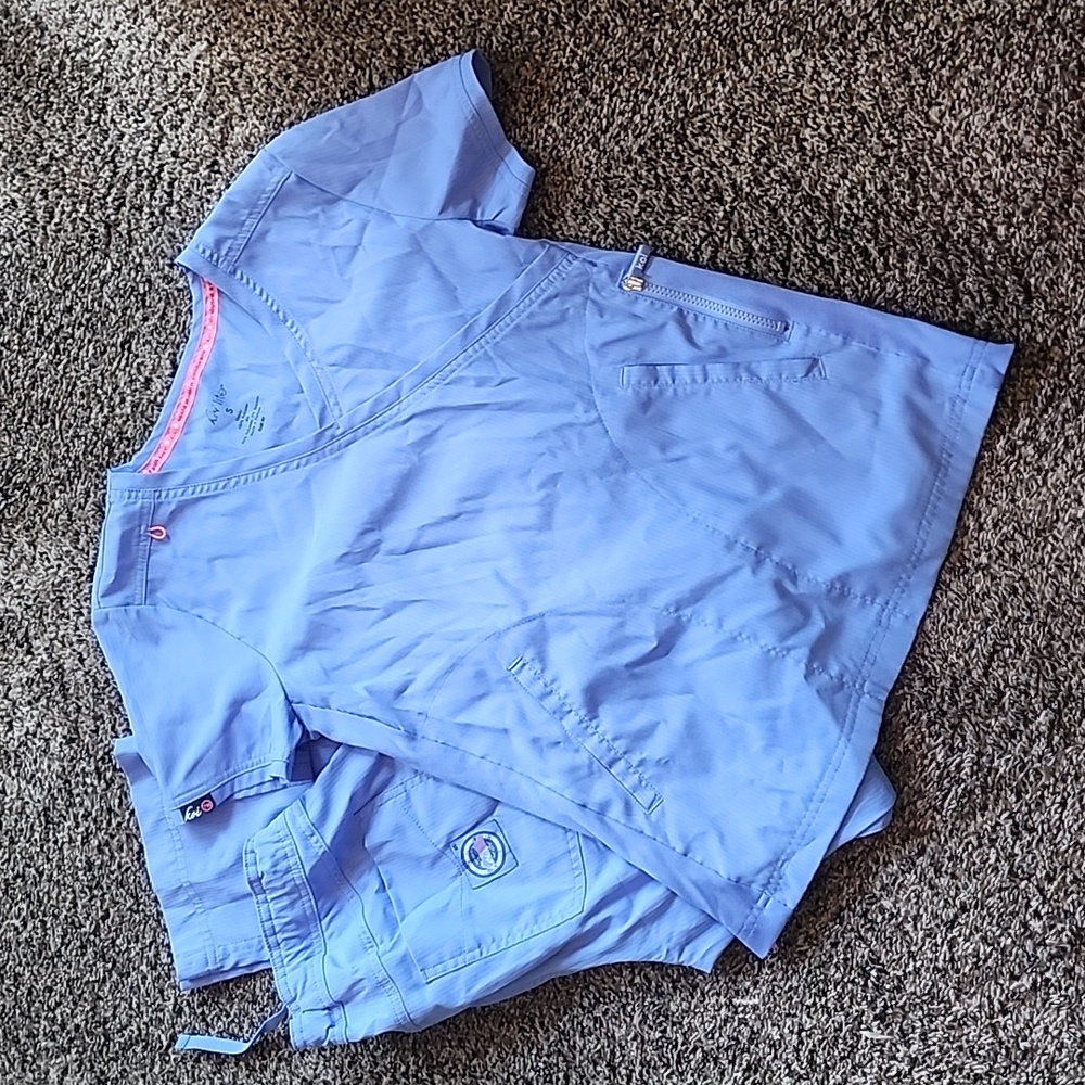 Koi ceil blue scrub set
